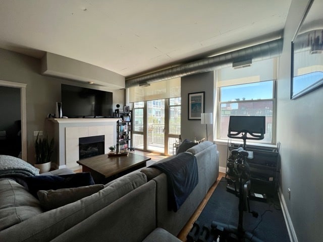 Building Photo - 1001 W Madison St