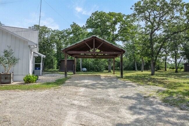 Building Photo - 6811 Mockingbird Rd