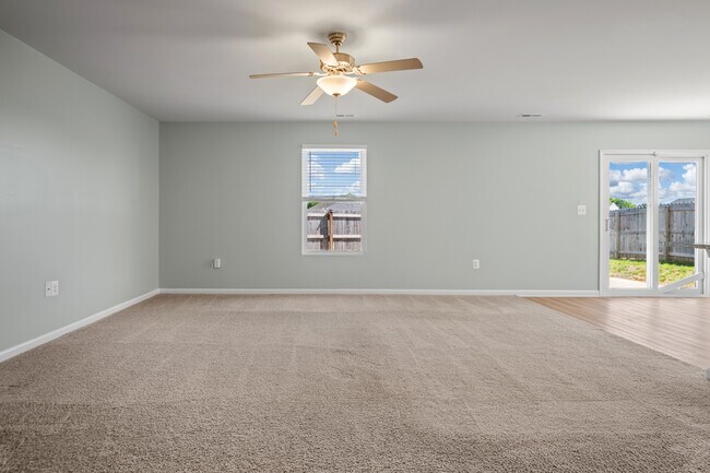 Building Photo - 2854 Meadowview Blvd