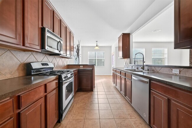 Building Photo - 21623 Mid Peak Way