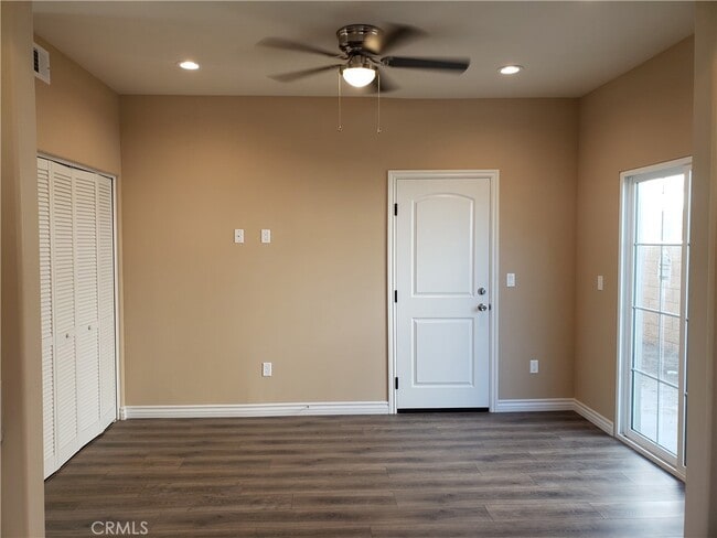 Building Photo - 1036 Fernleaf-