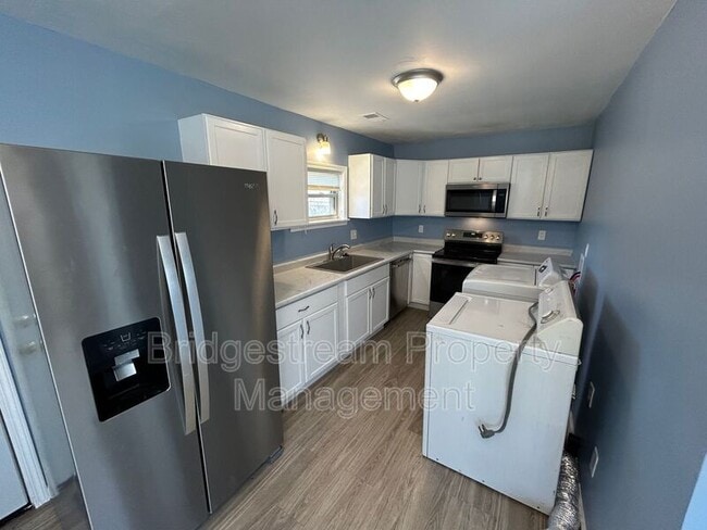 Building Photo - 306 Buckeye Ave