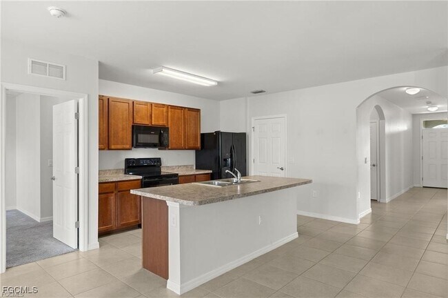 Building Photo - 3495 Acapulco Cir