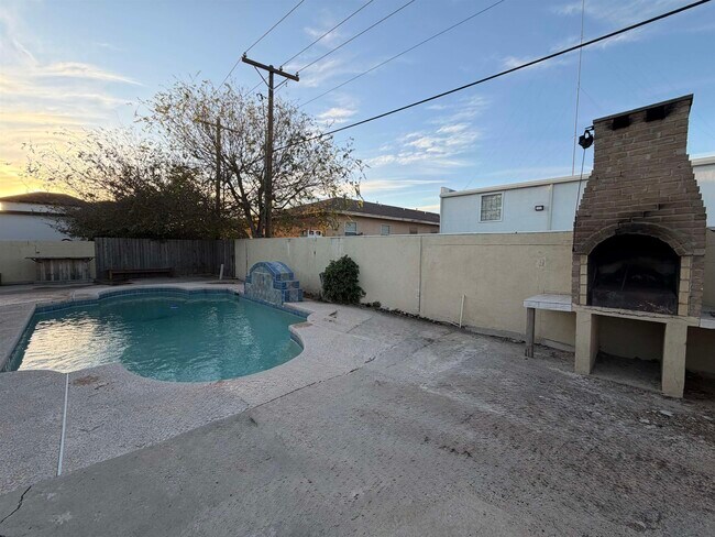 Building Photo - 426 Northstar Dr