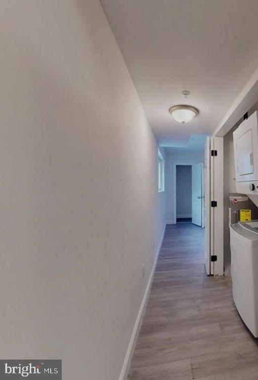 Building Photo - 4230 6th St SE