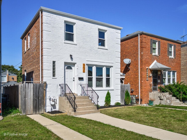 Primary Photo - 4036 W 57th St