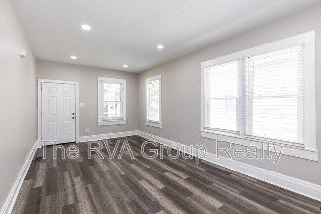Building Photo - 5409 Blue Ridge Ave