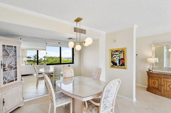 Building Photo - 400 Ocean Trail Way