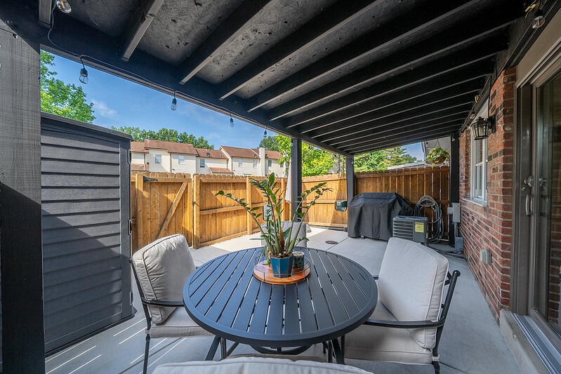 Building Photo - 2548 Grayland Walk