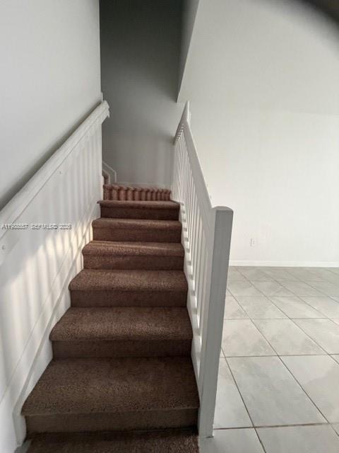 Building Photo - 1031 SE 27th Terrace