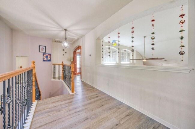 Building Photo - 3912 Coopers Hawk Cove
