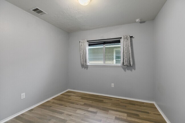 Building Photo - 8610 Twillingate Ln