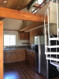Building Photo - 1052 Hacienda Dr