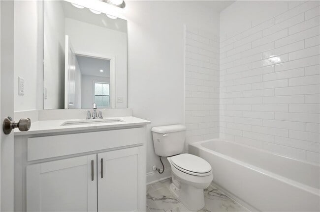 Building Photo - 118 Downing Dr