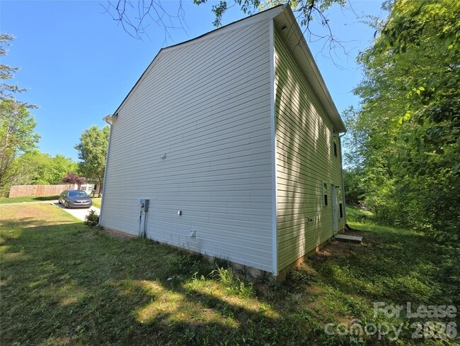 Building Photo - 1156 McRee Heights Cir