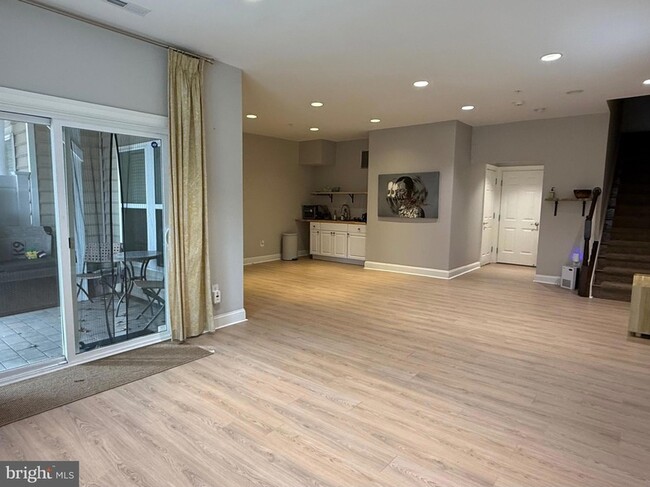 Building Photo - 15723 Quince Trace Terrace