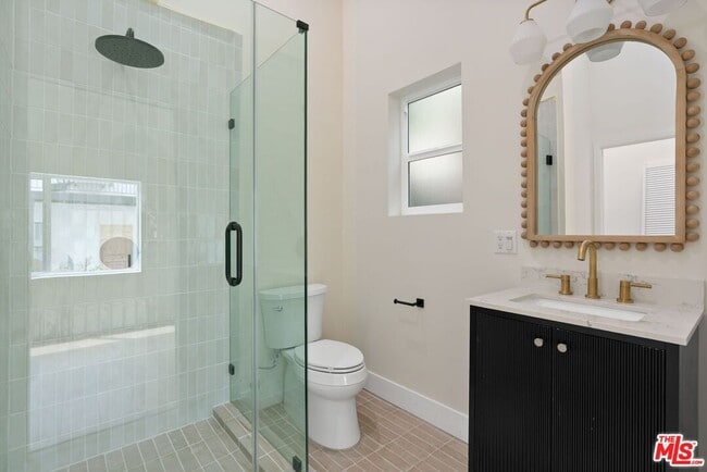 Building Photo - 8589 Rugby Dr