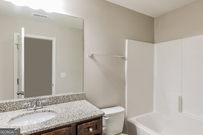 Building Photo - 1603 Iris Walk