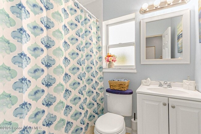 Building Photo - 325 S Brevard Ave