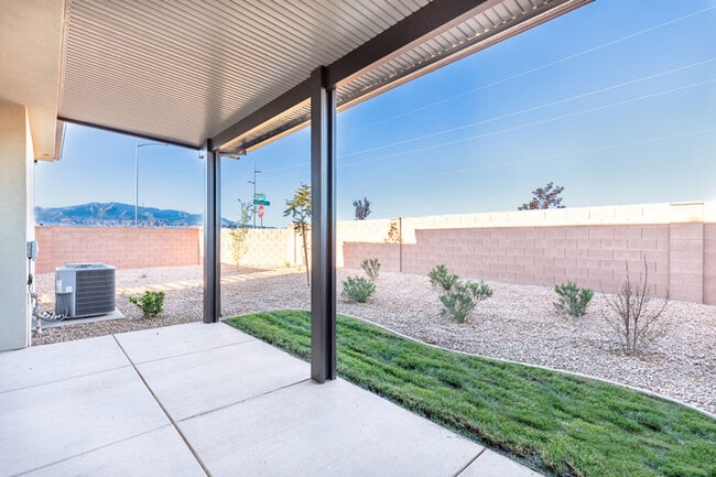 Building Photo - 2952 E Snowberry Dr