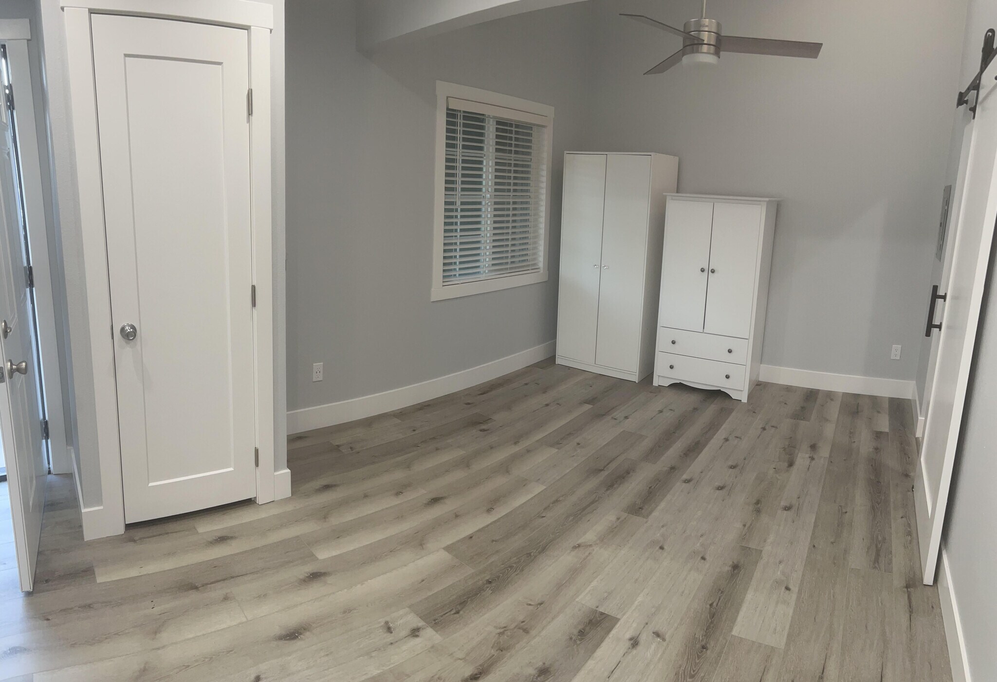 Open Space Bed Space - 917 Clemensen Ave