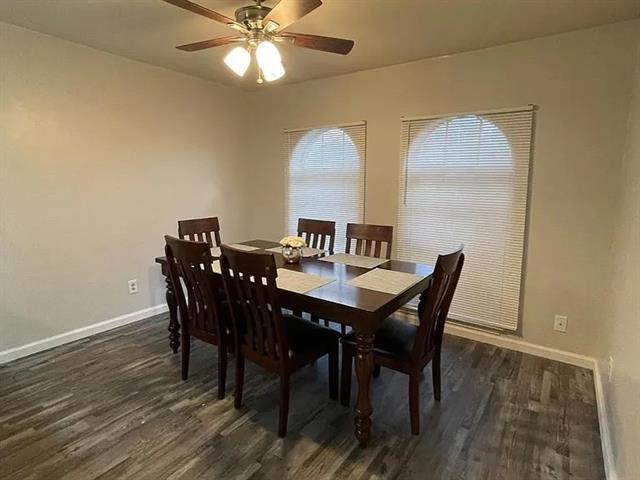 Building Photo - 3701 W Rochelle Rd