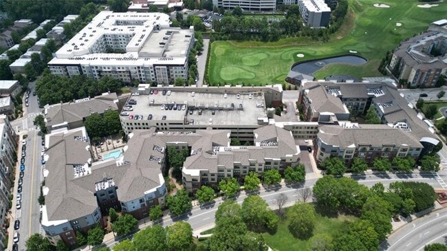 Building Photo - 400 17th St NW