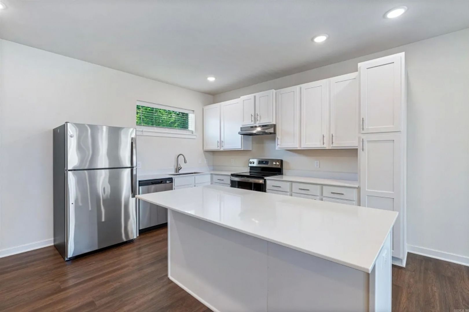 Building Photo - 707 Taylor St