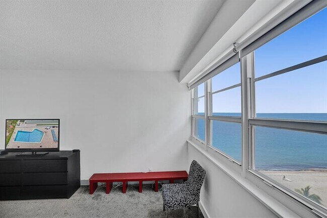 Building Photo - 3430 Galt Ocean Dr