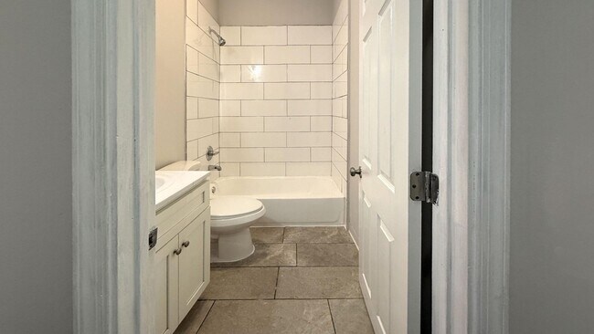 Building Photo - 2229 N Clevelend st 3BR house for PHA tenants  w 3BR voucher