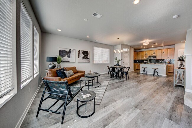 Building Photo - Gorgeous New Build 3 Bed 2 1/2 Bath in Tim...