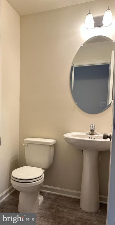 Building Photo - 377 Minck Ave