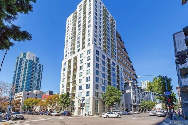 Building Photo - 1240 India St