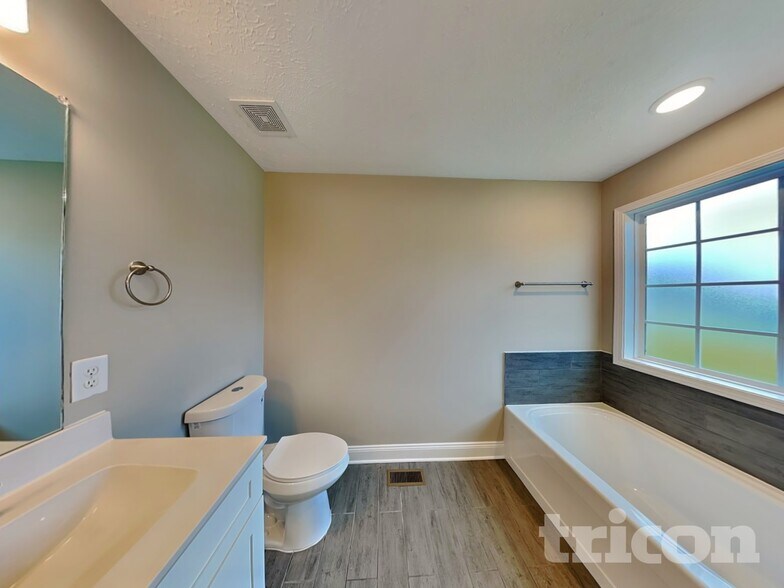 Building Photo - 184 Fieldstone Ln