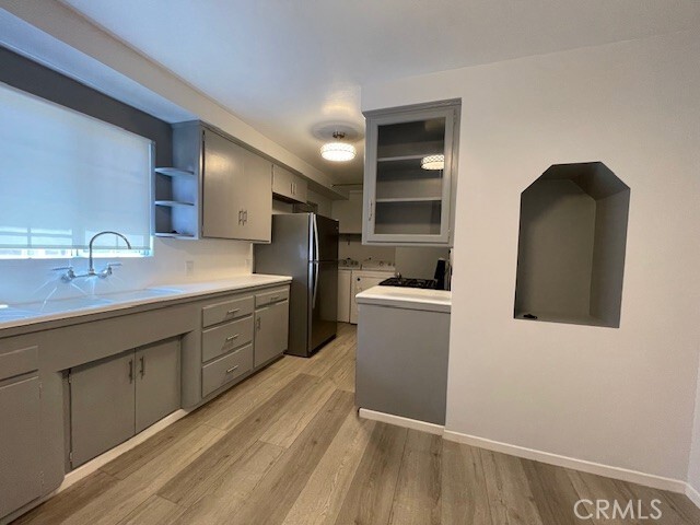 Building Photo - 2542 N Brighton St