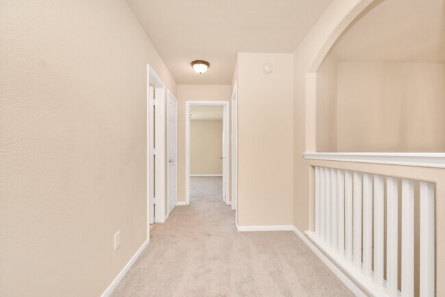 Building Photo - 25206 Hazel Ranch Dr