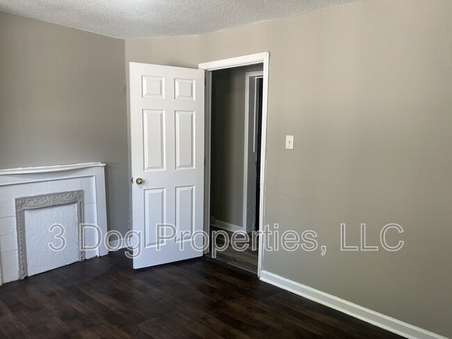 Building Photo - 1409 Bradt St
