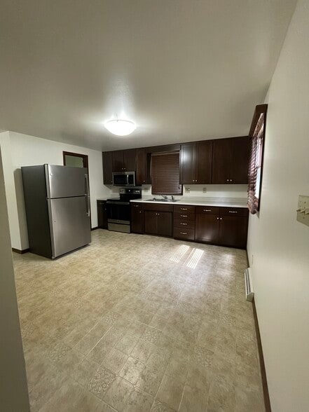 Kitchen - 1409 Wiesner St