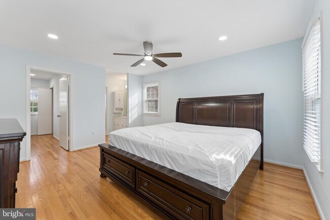 Building Photo - 2302 Tanglevale Dr