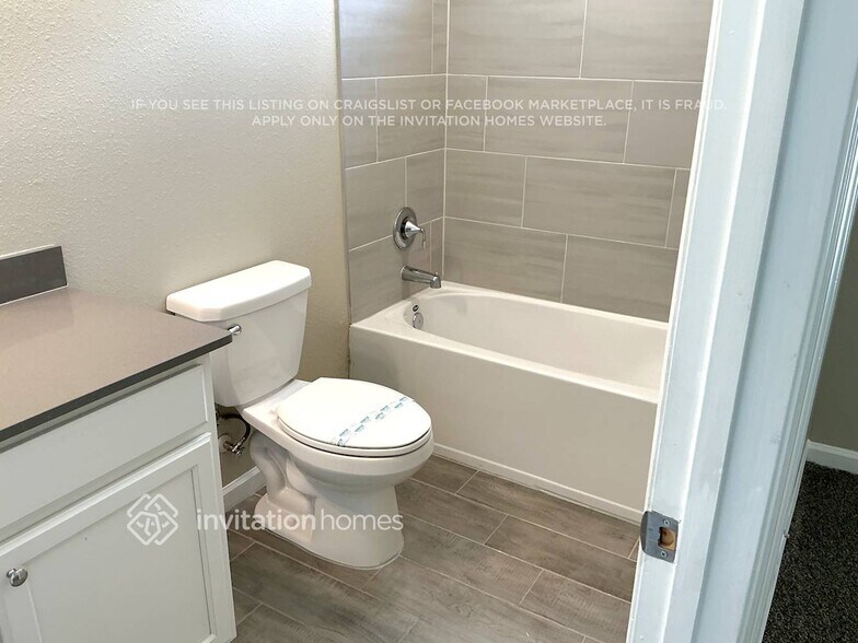 Building Photo - 2535 Laylas Wy