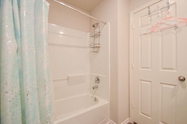 Building Photo - 2250 Yelverton Ter Trl