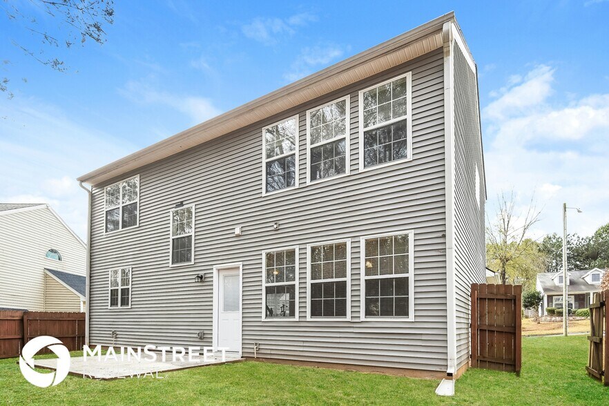 Building Photo - 343 Alderman Trace SW