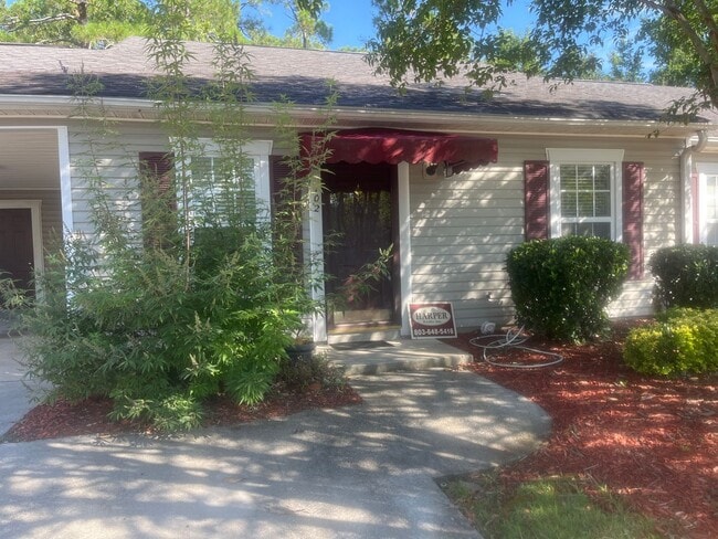 Building Photo - 2 Bed, 2 Bath Home