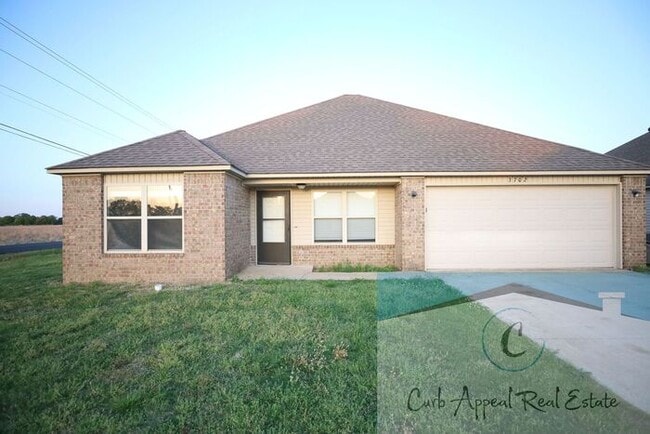 Building Photo - Beautiful 4 bed, 2 bath home - Nettleton