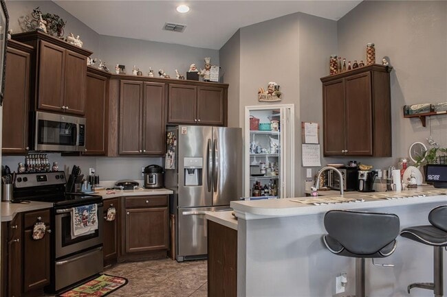 Building Photo - 2628 Sunset Cir
