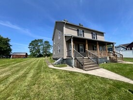 Building Photo - 114 Poplar St