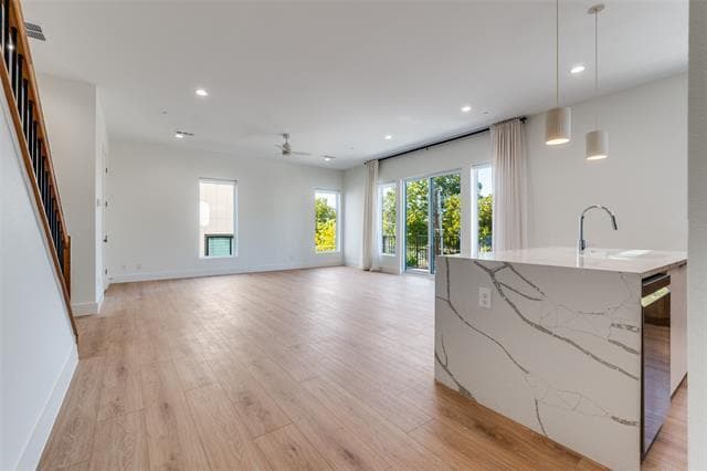 Building Photo - 2206 Arroyo Ave