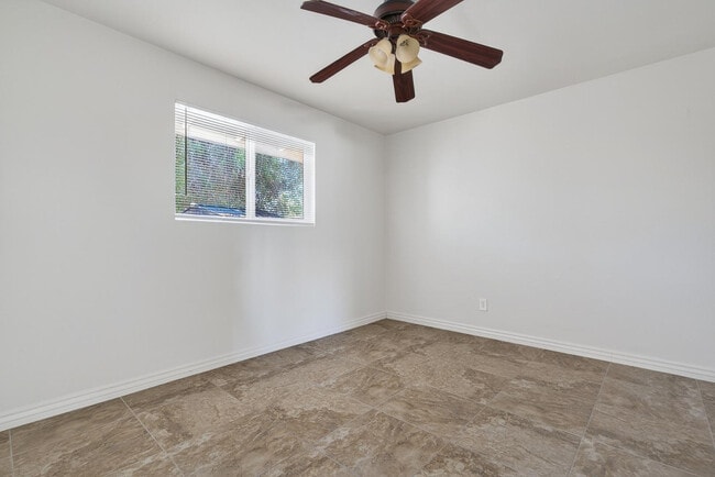 Building Photo - 7802 E Heatherbrae Ave