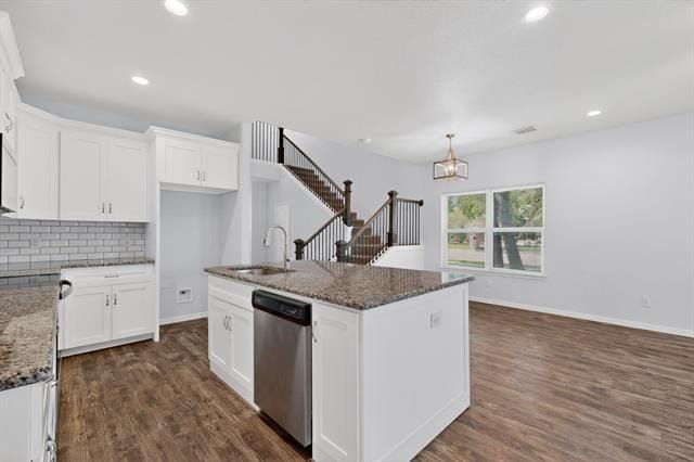 Building Photo - 5838 Humbert Ave