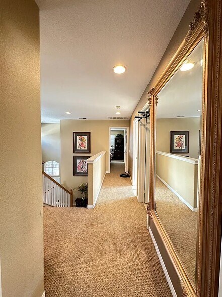 Building Photo - 46073 Via La Colorada